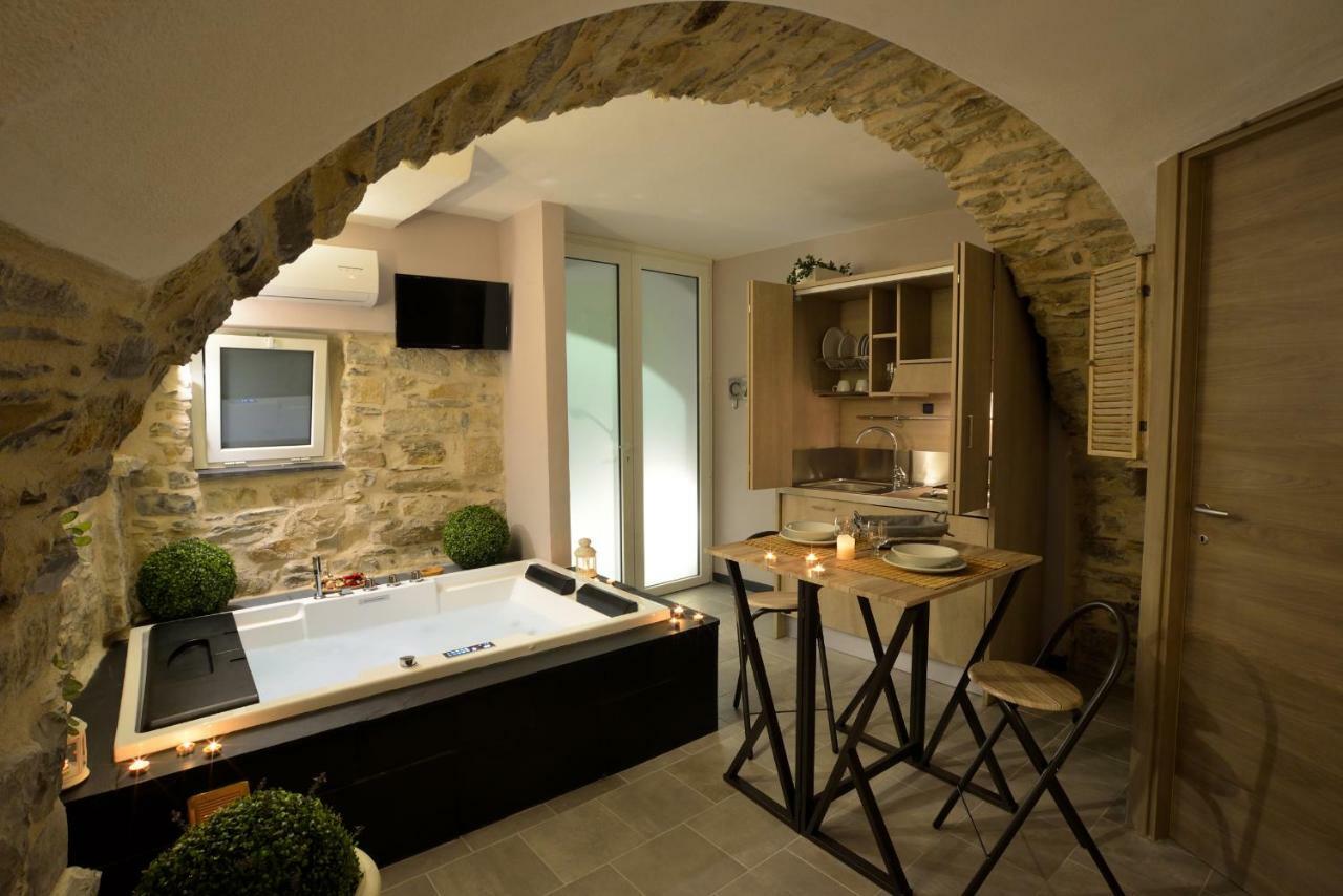 Villa Chalet in Liguria Vasia Exterior foto