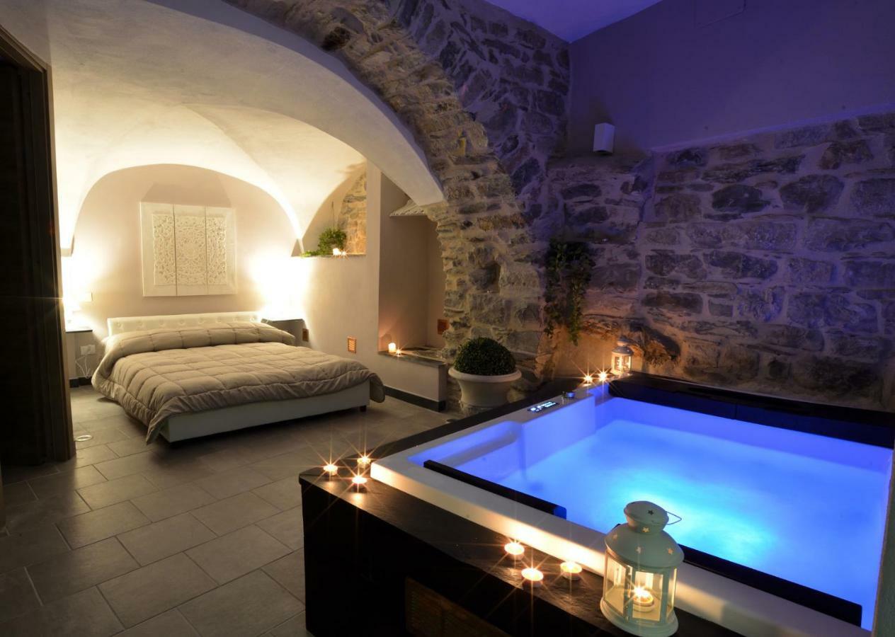 Villa Chalet in Liguria Vasia Exterior foto
