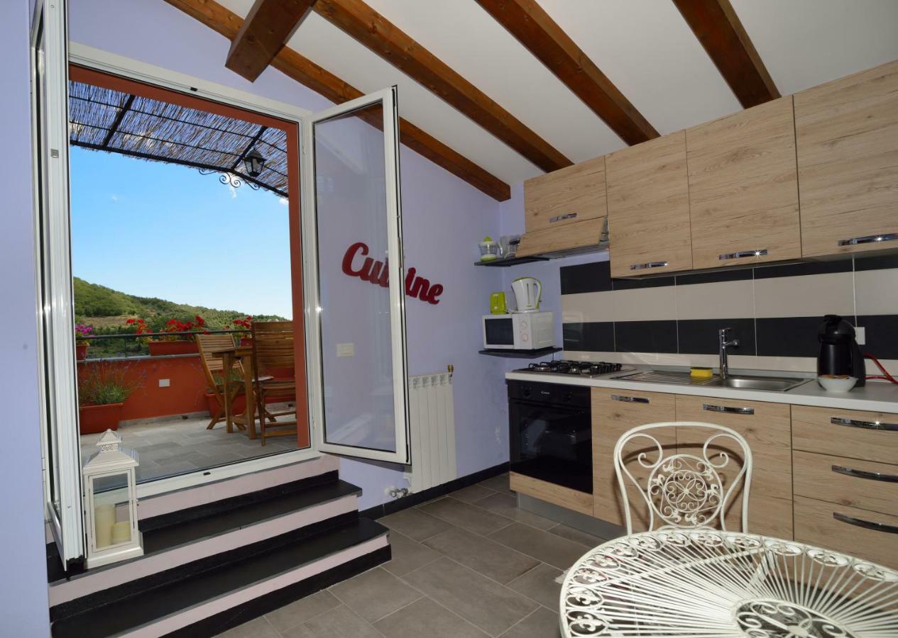 Villa Chalet in Liguria Vasia Exterior foto