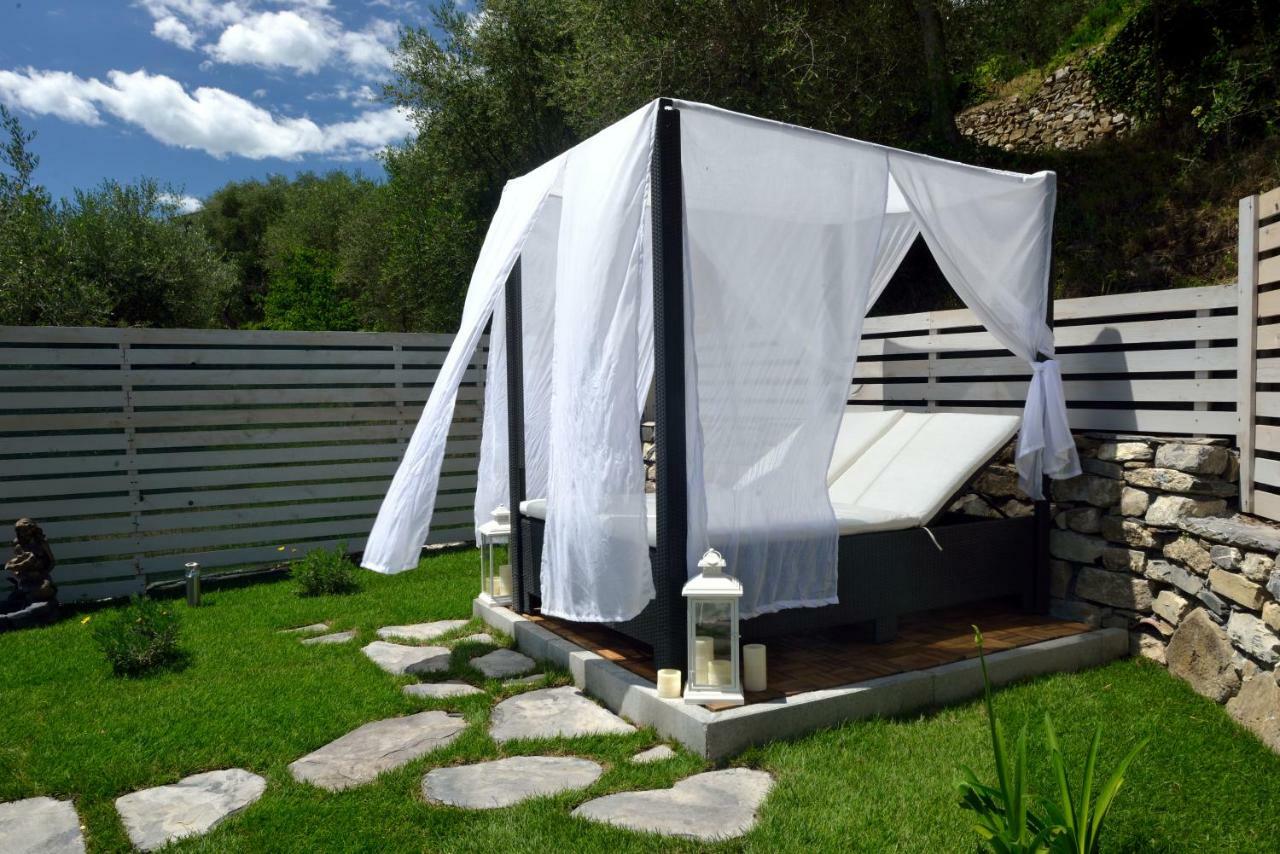 Villa Chalet in Liguria Vasia Exterior foto