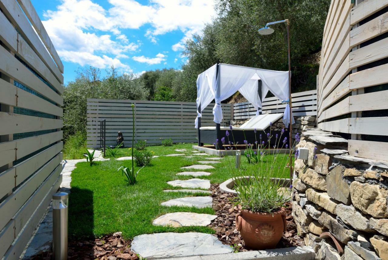 Villa Chalet in Liguria Vasia Exterior foto